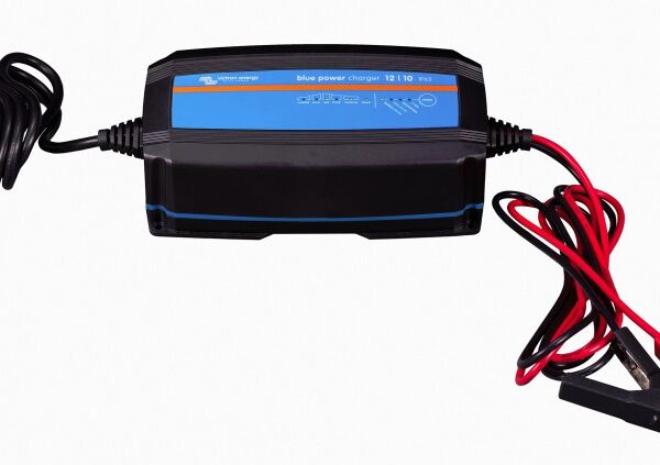 Зарядное устройство Blue Power 24V 8A IP65