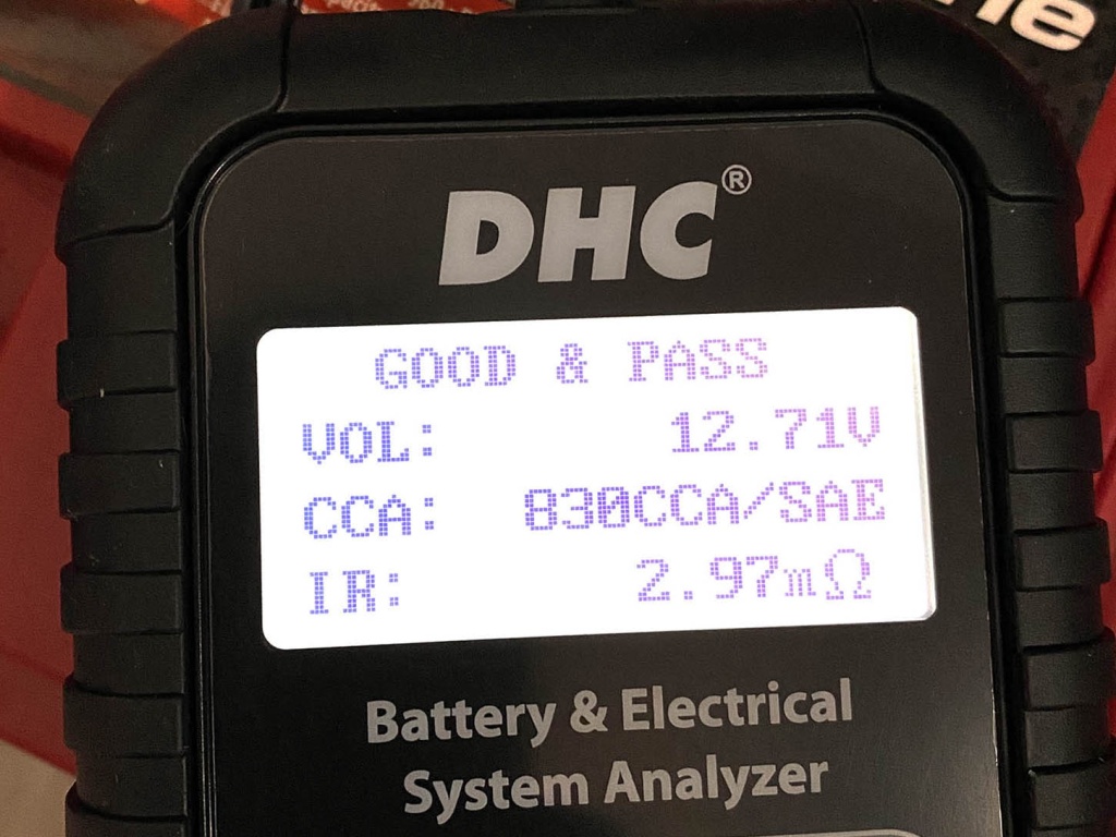 DHC 400 тестер 1024x768 - Тестеры аккумуляторных батарей DHC