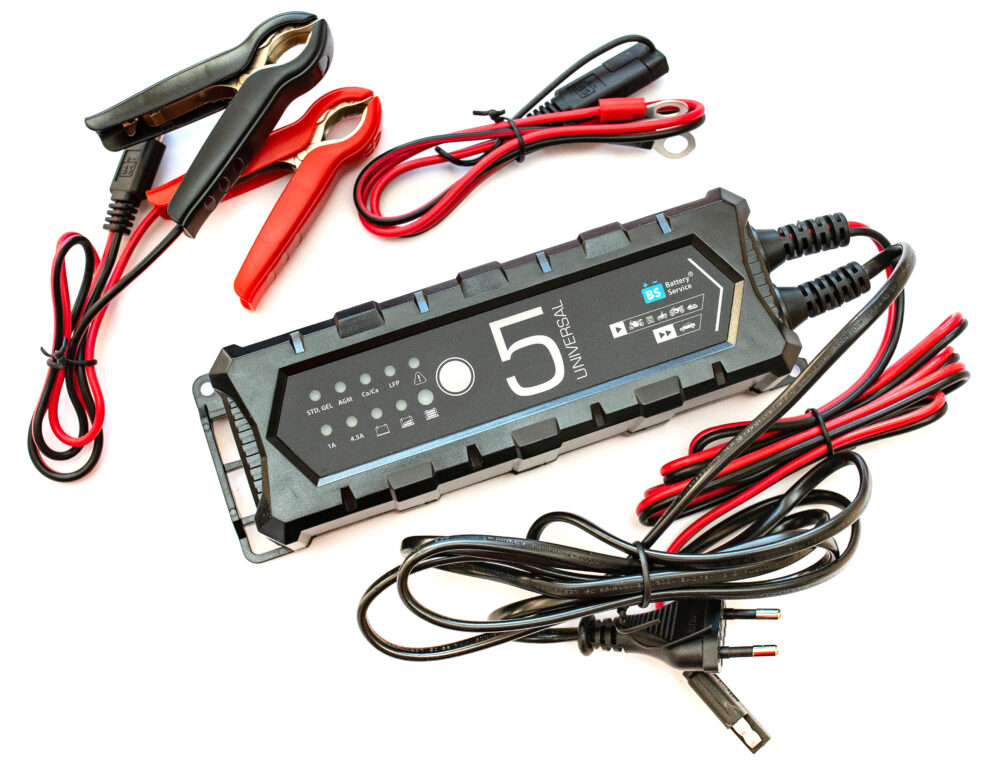 bs c5 batteryservice komplektacia2 988x768 - Зарядное устройство для автомобильных аккумуляторов, мото Battery Service Universal 5, BS-C5