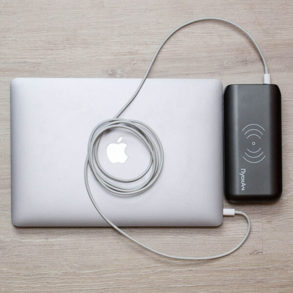 puska4 charge macbook air m1